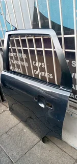 LEFT SIDE BACK DOOR FORD EVEREST