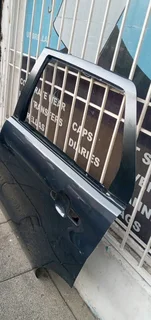 LEFT SIDE BACK DOOR FORD EVEREST