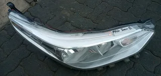 Right Side Headlight Toyota Yaris New Shape