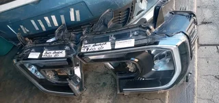 RIGHT AND LEFT SIDE LED HEADLIGHTS FORD RANGER T9