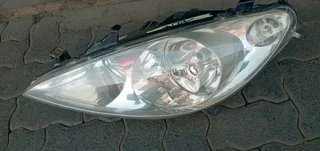 LEFT SIDE PEUGEOT 307 NORMAL HEADLIGHT