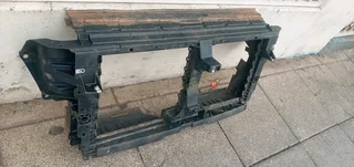 CRADLE FORD RANGER T9