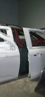 ALL CAR RIGHT SIDE FRONT DOORS