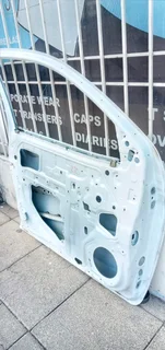 DOUBLE CAB LEFT SIDE FRONT DOOR TOYOTA HILUX LEGEND