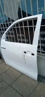 DOUBLE CAB LEFT SIDE FRONT DOOR TOYOTA HILUX LEGEND