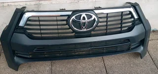 Upper Grille Toyota Hilux Legend