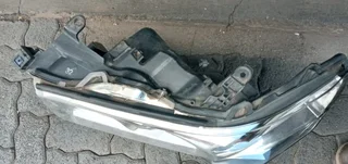 Left Side Headlight Toyota Land Cruiser