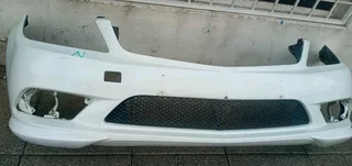 FRONT BUMPER MIDDLE GRILLE PERFACE W 204 MERCEDES BENZ