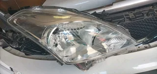 RIGHT SIDE HEADLIGHT SUZUKI BALENO/TOYOTA STARLET
