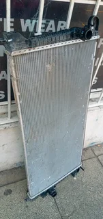 Radiator Manual And Condenser Ford Ranger T9