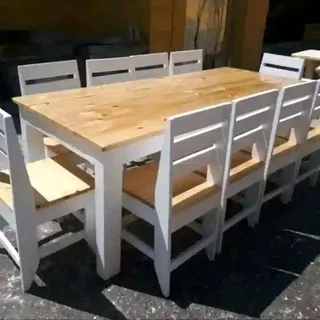 10 seater stunning dining table with chairs available for cash on delivery