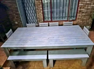 10 seater stunning dining table with chairs and bench available for cash on delivery