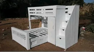 Bunker bed we make according to orders cash on delivery we charge extra delivery fee according to wh