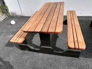 6 seater restaurant benches available for cash on delivery