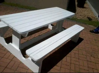 6 seater restaurant benches available for cash on delivery
