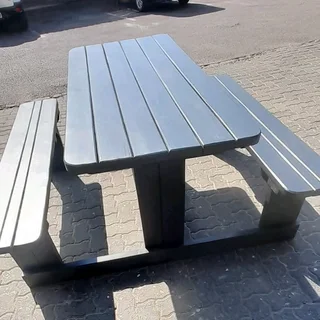 6 seater restaurant benches available for cash on delivery