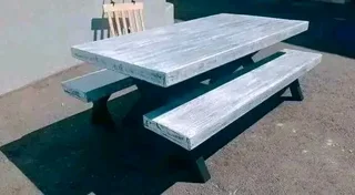 8 seater stunning crossleg dining table with benches available for cash