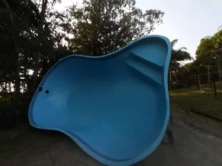 Fibreglass swimming pools