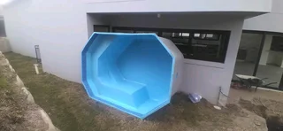 Fibreglass swimming pools