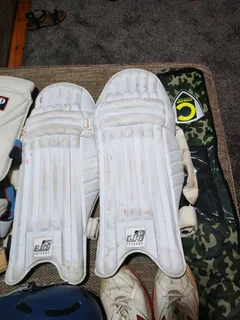Second hand Cricket kit