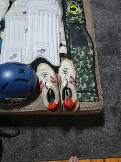 Second hand Cricket kit