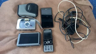 Mixed Un Needed Electronics