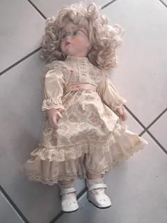 Collectable Rare Vintage Porcelain Doll