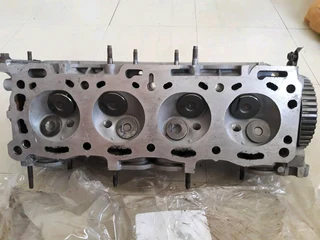 Isuzu 2.3 cyclinder head