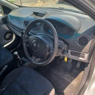 2006 Renault Clio