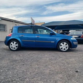 2003 Renault Megane  1.6i
