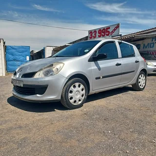 2003 Renault Clio