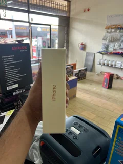 iPhone 8 Plus 128GB BOX PACK