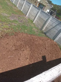 Topsoil [Potting soil]and Compost per cube