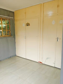 En Suit Room Flat let with Toilet Shower Inside