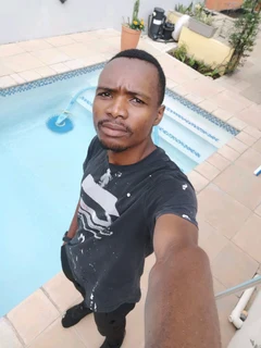 DOMESTIC GARDEN WORK HARD AND TRUSTWORTHY