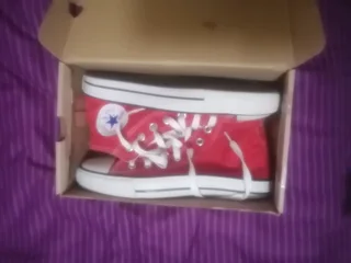 Red all star size 3.5 R500