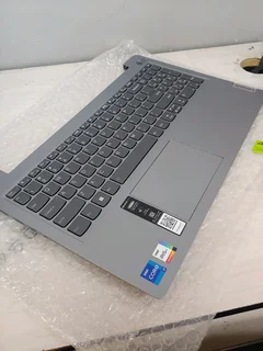 Selling Lenovo Covers Complete Full Covers including hinges &amp; Keyboards.