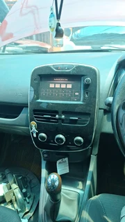 Renault Clio 4 900T Stripping for parts