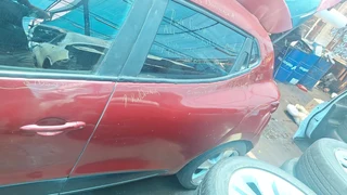 Renault Clio 4 900T Stripping for parts