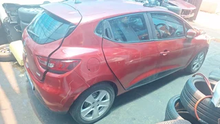 Renault Clio 4 900T Stripping for parts