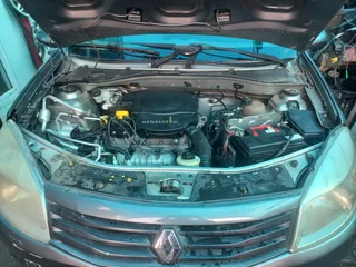 Renault Spares Sandero 1 1.6 8v Stripping for parts