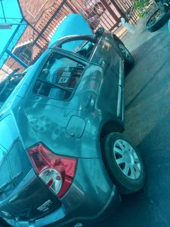Renault Spares Sandero 1 1.6 8v Stripping for parts