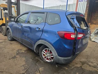 Renault Spares Triber 1.0 Stripping for parts