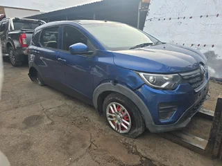 Renault Spares Triber 1.0 Stripping for parts