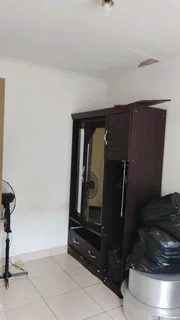 Room to let in main house phoenix share kitchen lounge bathroom single person