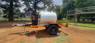 1000 Liter Diesel Bowser in Orange