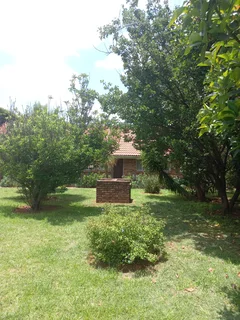 Bachelor&#39;s pad Midrand Glen Austin near Act Church in private secure complex