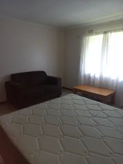 Bachelor&#39;s pad Midrand Glen Austin near Act Church in private secure complex