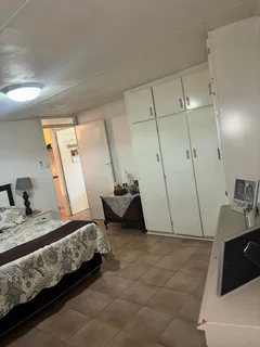 2-Bedroom Fully Furnished Flat for Rent , Chroom Park, Mokopane