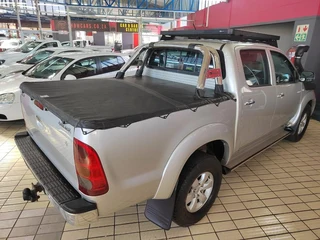 2011 Toyota Hilux 3.0 D-4D R/B D/CAB AUTO with 265112kms at TOKYO AUTO SALES 021 591 2730